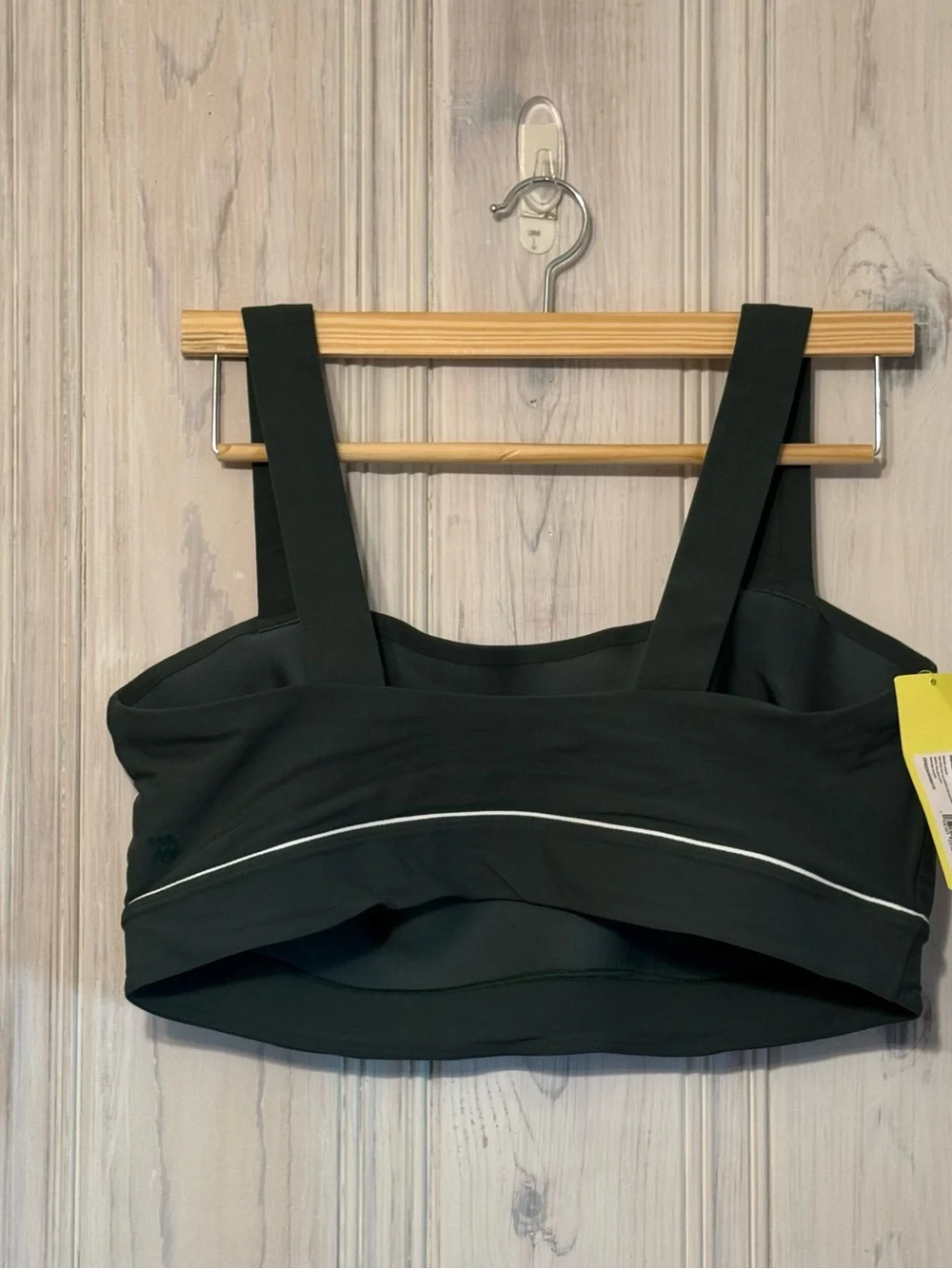 NWT All in Motion Everyday Soft Piped Sport Bra Green size 3X - Picture 10 of 10